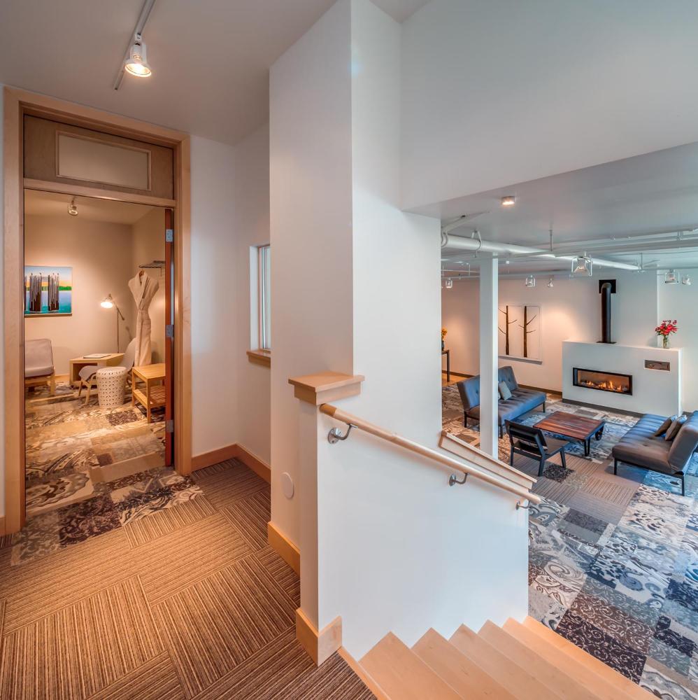 Standard King Room interior